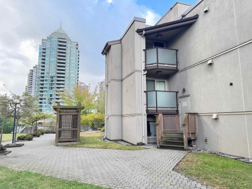 306-4363 Halifax Street, Burnaby, BC 