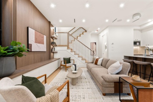 1-2735 Eton Street, Vancouver, BC 