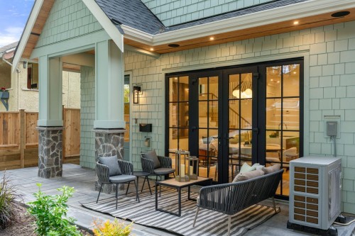 1-2735 Eton Street, Vancouver, BC 