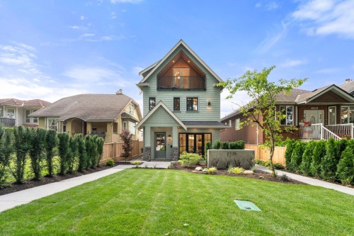 1-2735 Eton Street, Vancouver, BC 