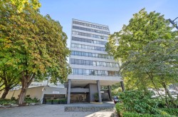 817-1445 Marpole Avenue Vancouver, BC V6H 1S5