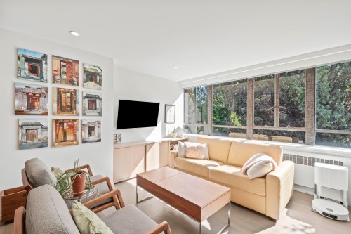 817-1445 Marpole Avenue, Vancouver, BC 