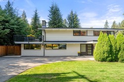 4505 Lions Avenue North Vancouver, BC V7R 3S7
