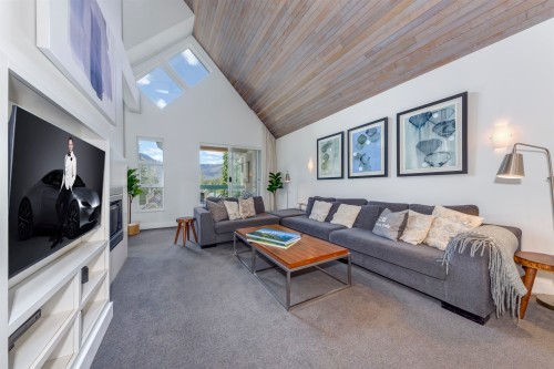 204-4865 Painted Cliff Road, Whistler, BC 