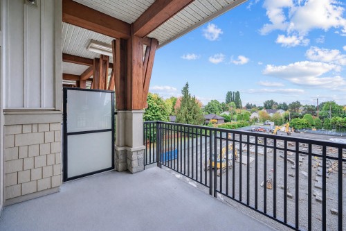 422-6828 Eckersley Road, Richmond, BC 