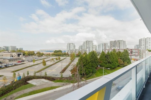 605-5788 Gilbert Road, Richmond, BC 