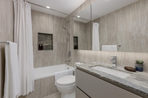618-688 57Th Avenue W, Vancouver, BC 