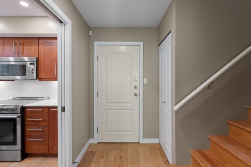 109-1111 Haro Street, Vancouver, BC 
