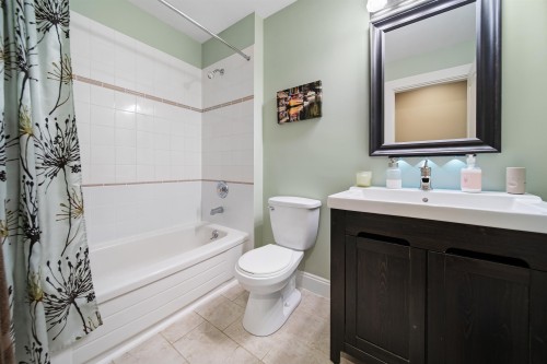 121-12873 Railway Avenue, Richmond, BC 