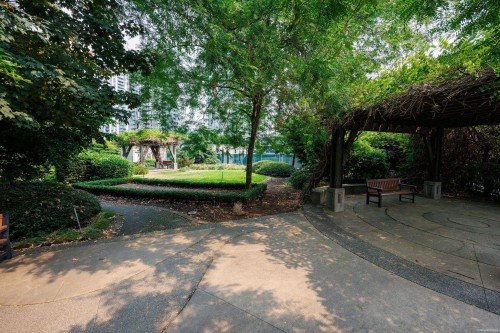 3704-2980 Atlantic Avenue, Coquitlam, BC 