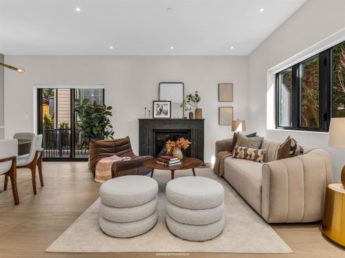 2-4088 Maple Crescent, Vancouver, BC 