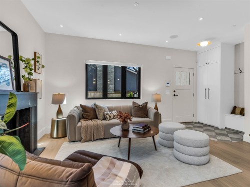 2-4088 Maple Crescent, Vancouver, BC 
