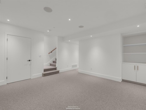 2-4088 Maple Crescent, Vancouver, BC 
