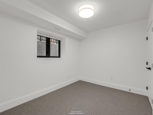 2-4088 Maple Crescent, Vancouver, BC 