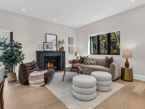 2-4088 Maple Crescent, Vancouver, BC 