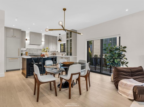 2-4088 Maple Crescent, Vancouver, BC 