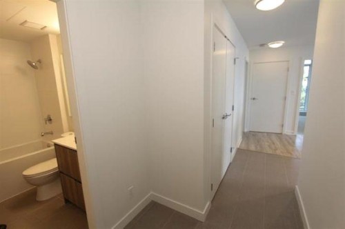 104-8940 University Crescent, Burnaby, BC 