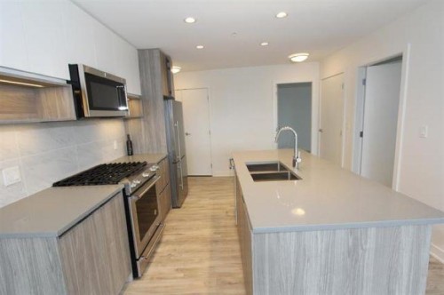 104-8940 University Crescent, Burnaby, BC 