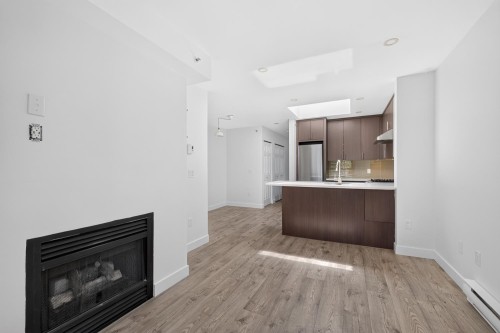401-688 16Th Avenue E, Vancouver, BC 