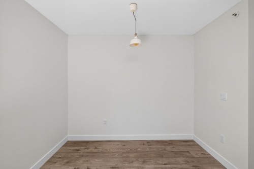401-688 16Th Avenue E, Vancouver, BC 