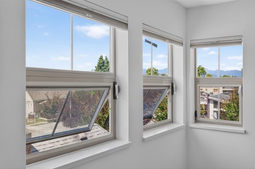 401-688 16Th Avenue E, Vancouver, BC 