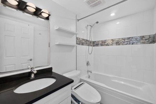 401-688 16Th Avenue E, Vancouver, BC 