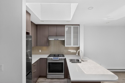 401-688 16Th Avenue E, Vancouver, BC 