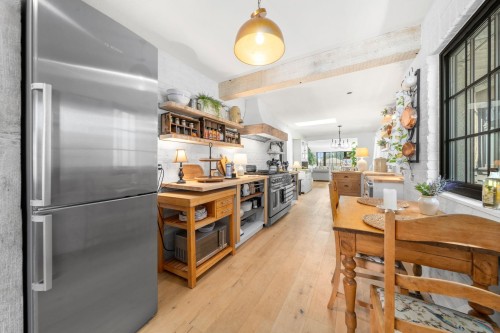 626 13Th Street E, North Vancouver, BC 