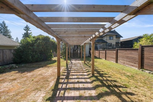 626 13Th Street E, North Vancouver, BC 