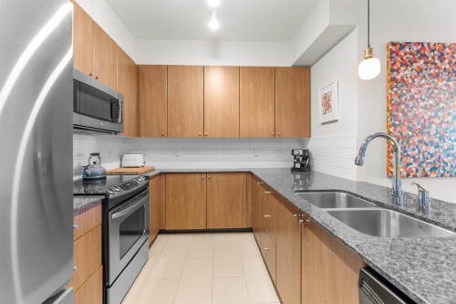 203-255 Ross Drive, New Westminster, BC 
