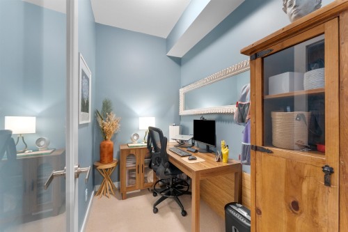 203-255 Ross Drive, New Westminster, BC 
