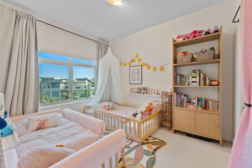 203-255 Ross Drive, New Westminster, BC 