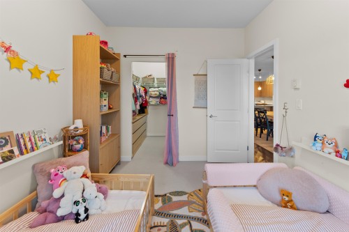 203-255 Ross Drive, New Westminster, BC 