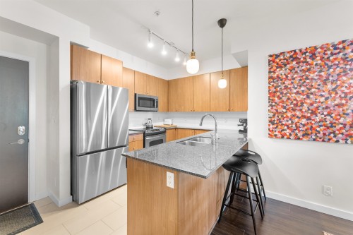 203-255 Ross Drive, New Westminster, BC 