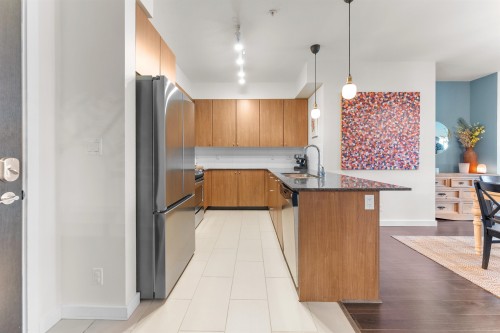 203-255 Ross Drive, New Westminster, BC 