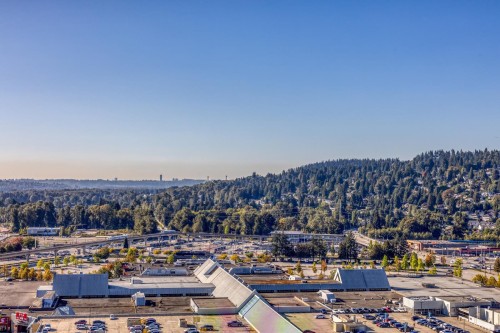 2501-2968 Glen Drive, Coquitlam, BC 