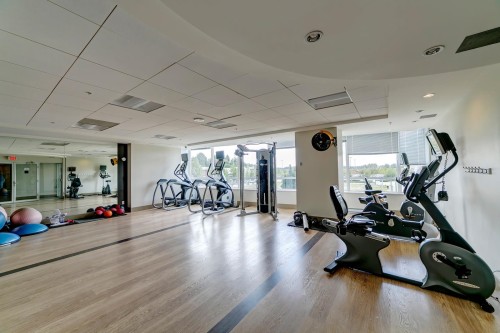2501-2968 Glen Drive, Coquitlam, BC 