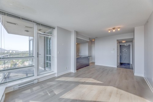 2501-2968 Glen Drive, Coquitlam, BC 