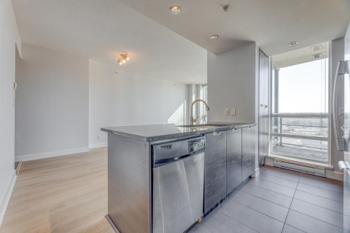 2501-2968 Glen Drive, Coquitlam, BC 