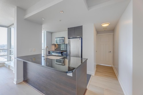 2501-2968 Glen Drive, Coquitlam, BC 