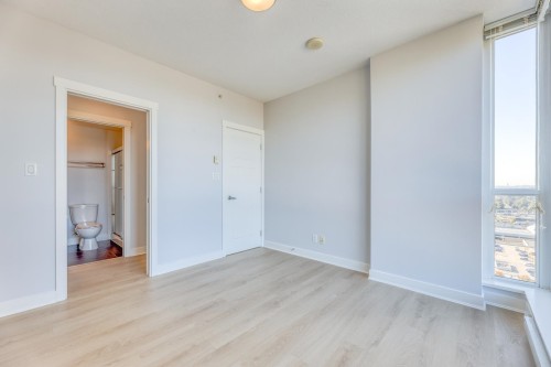 2501-2968 Glen Drive, Coquitlam, BC 