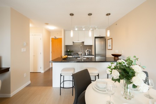 608-2982 Burlington Drive, Coquitlam, BC 