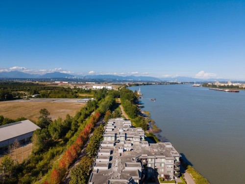 201-14300 Riverport Way, Richmond, BC 