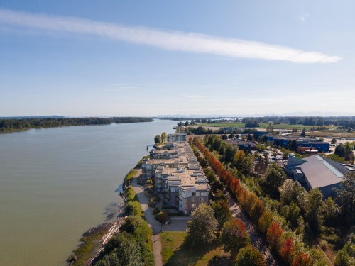 201-14300 Riverport Way, Richmond, BC 