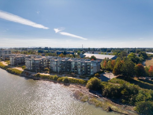 201-14300 Riverport Way, Richmond, BC 