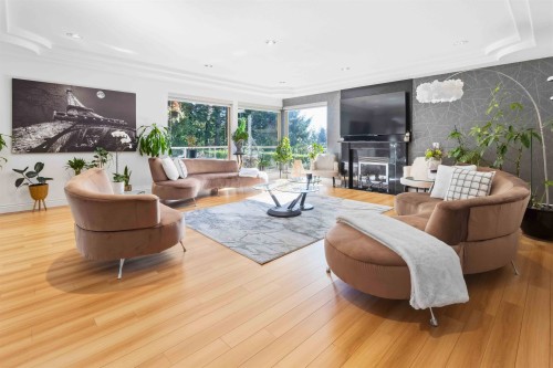 3339 Plateau Boulevard, Coquitlam, BC 