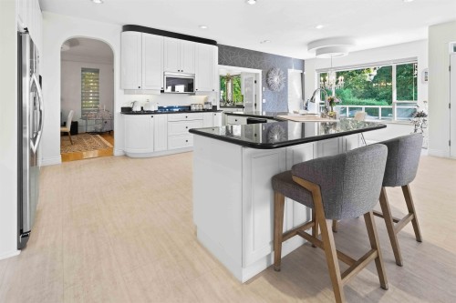 3339 Plateau Boulevard, Coquitlam, BC 