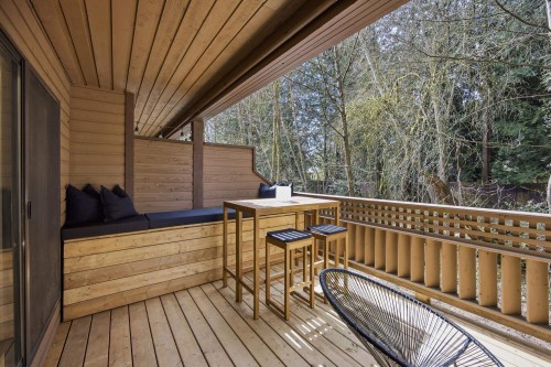 3321 Mountain Highway, North Vancouver, BC 
