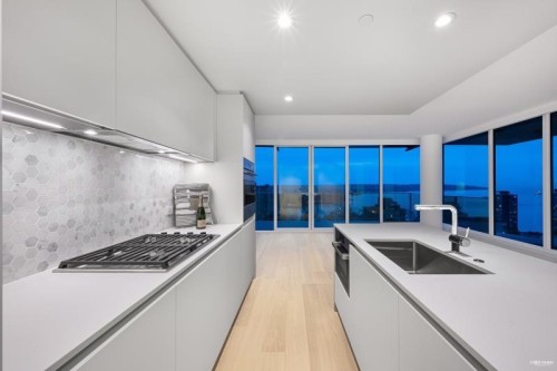1502-1180 Broughton Street, Vancouver, BC 