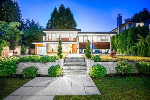 1555 Lawson Avenue, West Vancouver, BC 